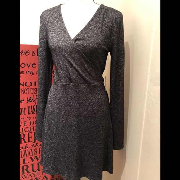 Express Dresses & Skirts - Express NWT Black Grayish long sleeve S Dress